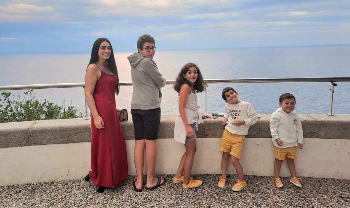 Familia Rodríguez Fernández 20250327 120707 scaled e1743676794122 1 20250327 120707 scaled e1743676794122