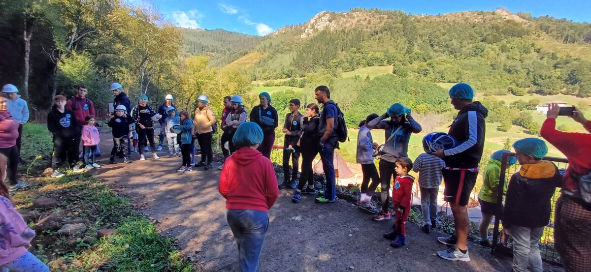 Familia-irteera: Aranburu gaztandegia eta Aizpeako meategiak 20250927 114918 2 20250927 114918